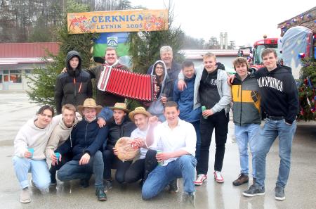 Seznanitev vojaških obveznikov s pravicami in dolžnostmi vojašnica Postojna 23 Foto Ljubo Vukelič